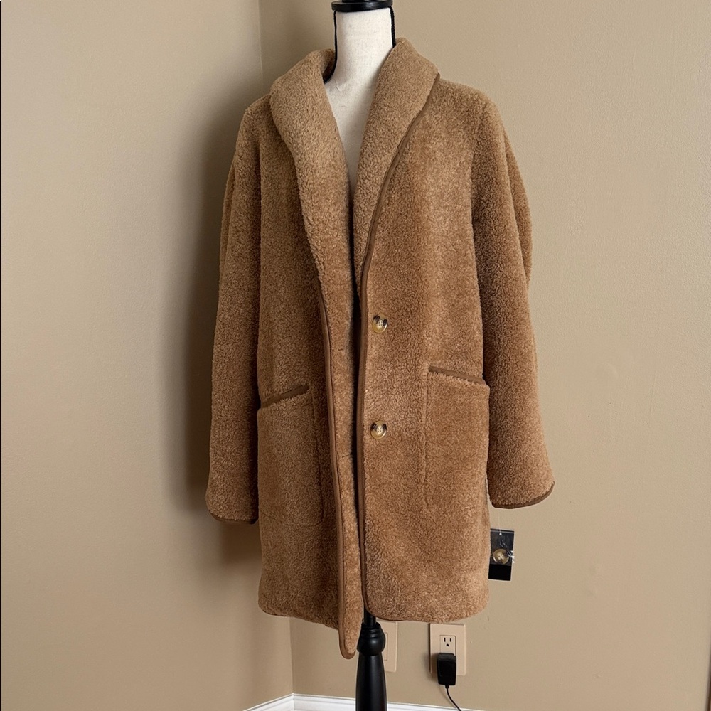 Brand new with tags Lauren Ralph Lauren Cozy Tan Teddy Coat